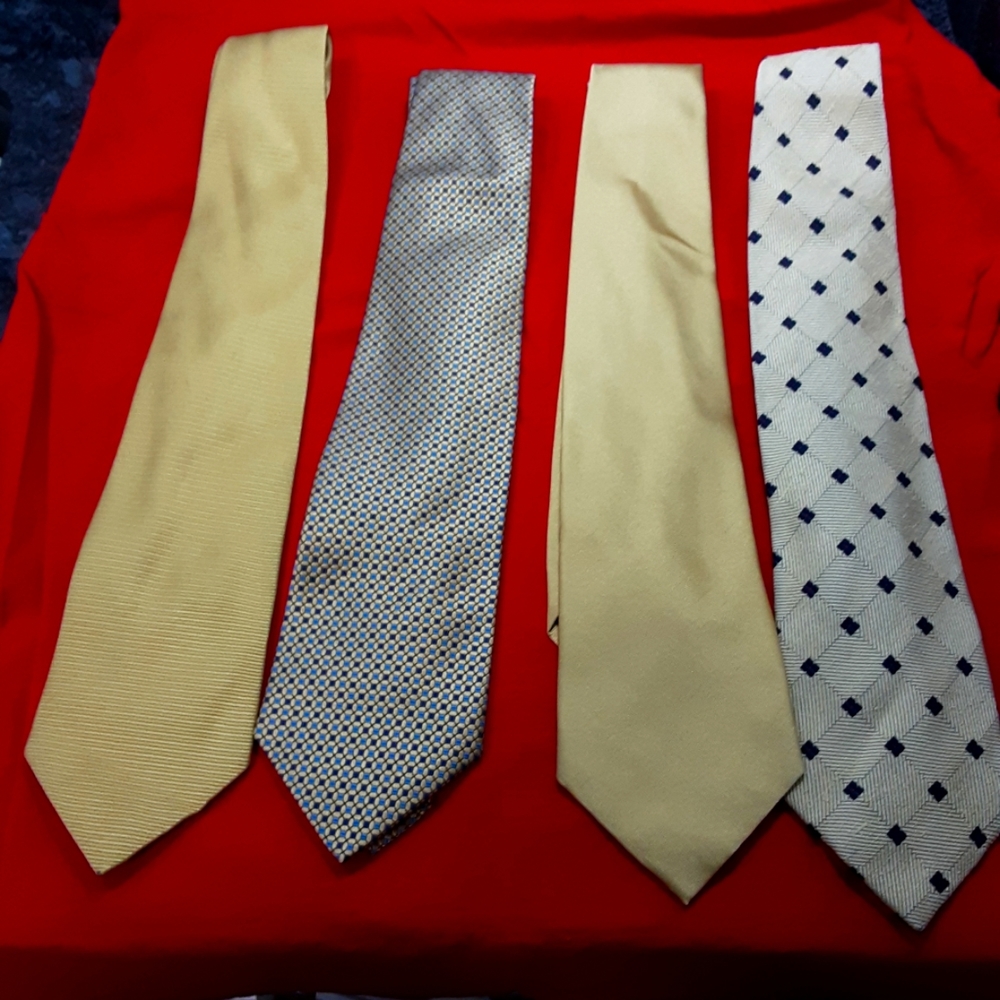 Four Gold ties one NWT